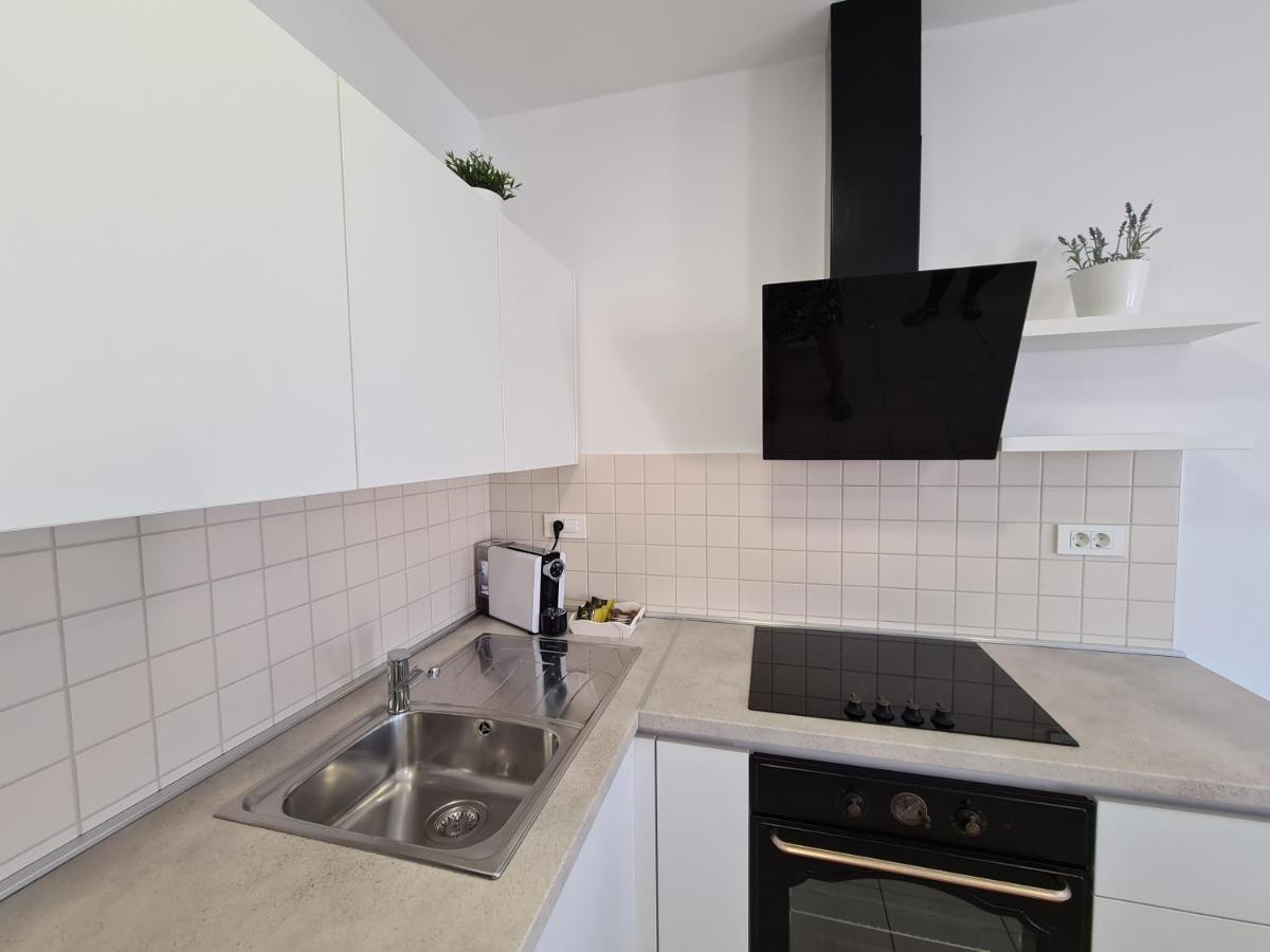 Orkula Apartments Pašman エクステリア 写真